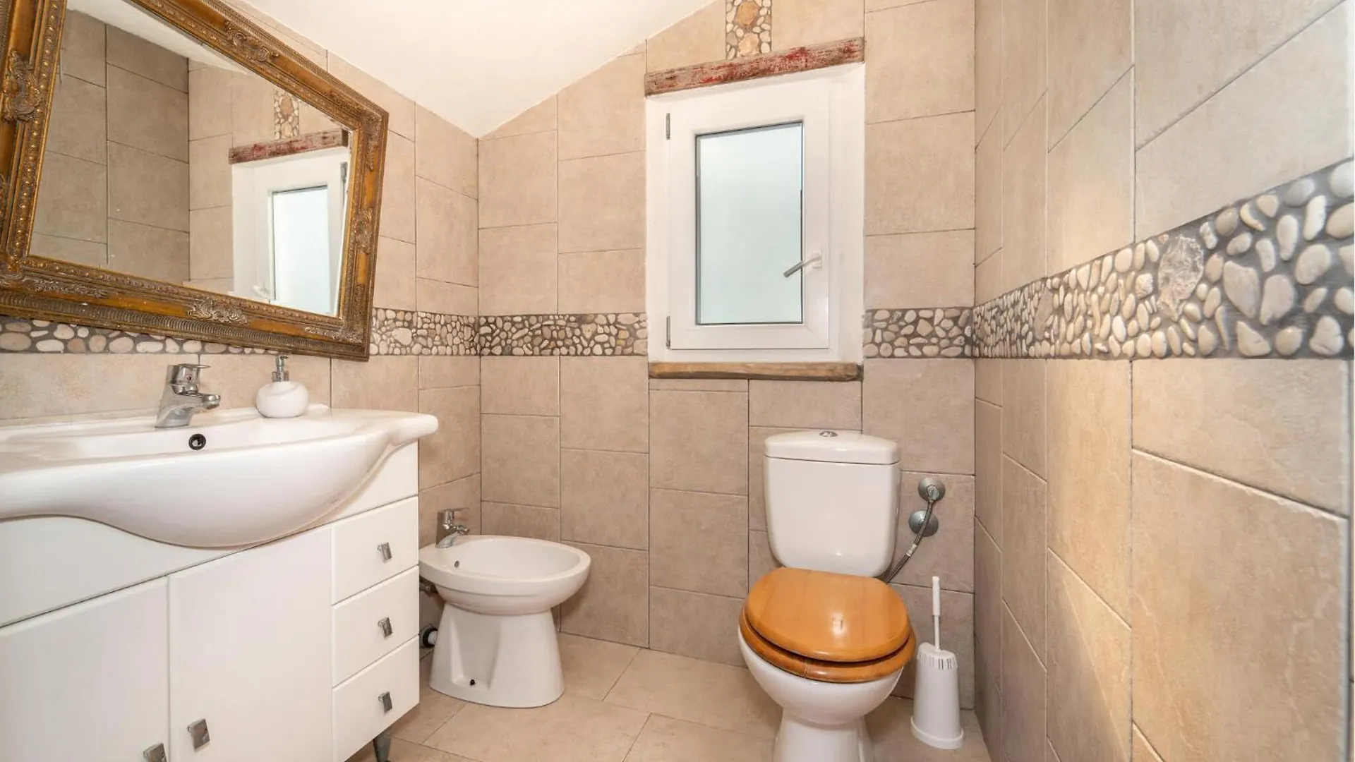 Holiday home Lovely Home In Zman With Outdoor Swimming Pool